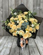 Букет цветов из:  Розы и Лизиантусы #REPLACE_PRED# Сычевке