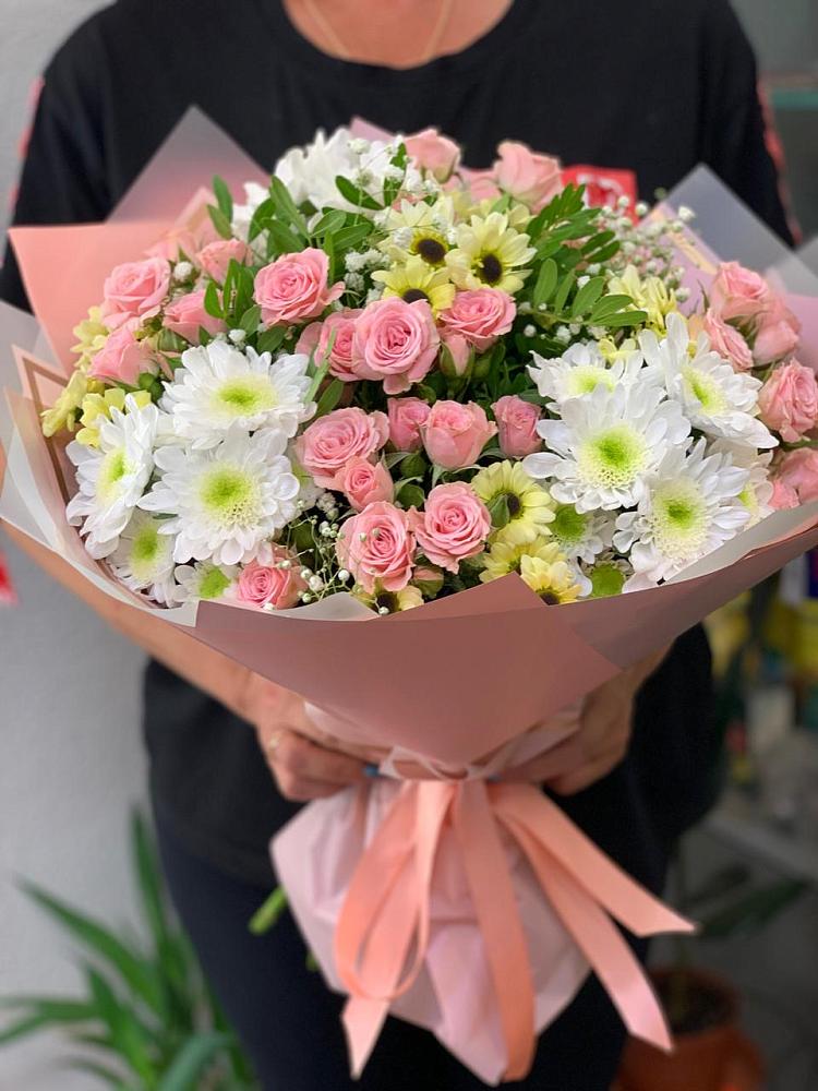 Букет цветов из: Розы и Хризантемы в Сычевке