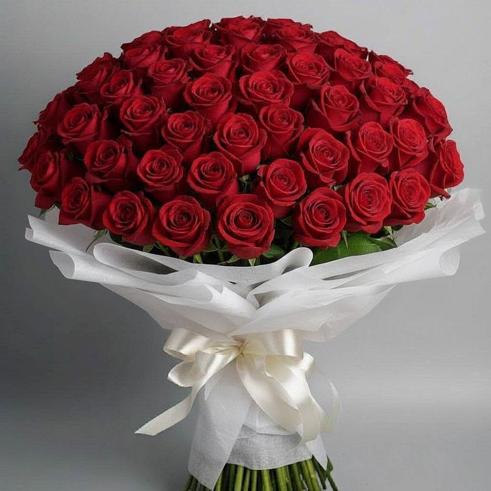 Букет 101 Красная роза Блэк Мэджик в Сычевке