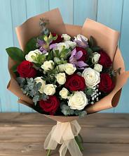 Букет цветов из:  Розы и Альстромерии в Сычевке