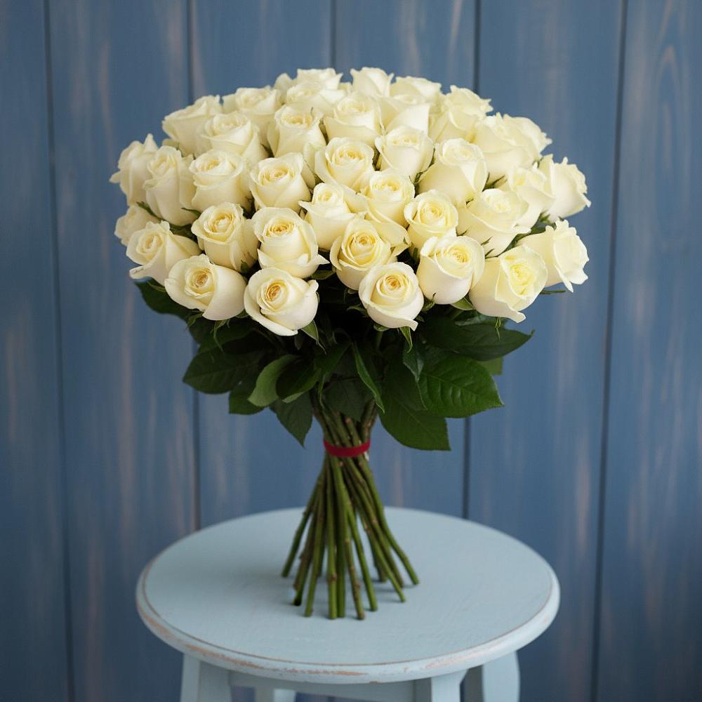 Букет 51 Белая роза Эдлесс Лав в Сычевке