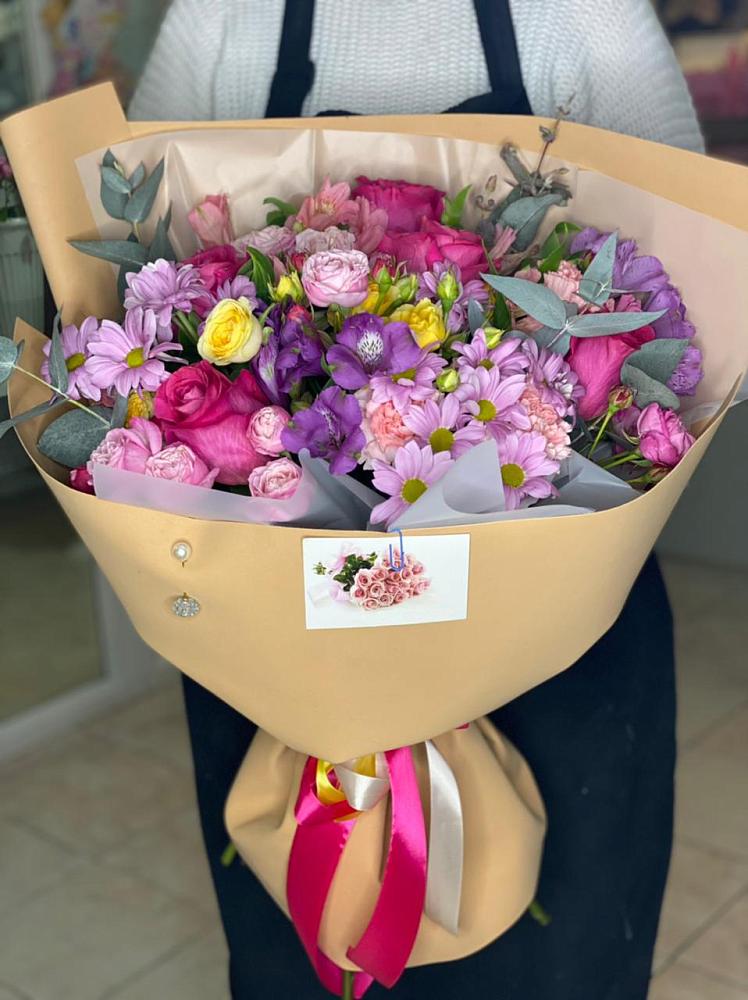 Букет цветов из: Хризантемы, Гвоздики и Альстромерии в Сычевке