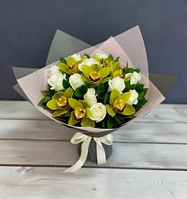 Букет цветов из:  Орхидеи и Розы в Сычевке