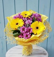 Букет цветов из:  Хризантемы и Герберы в Сычевке