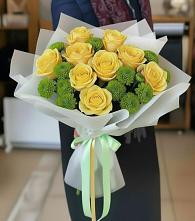 Букет цветов из:  Хризантемы и Розы в Сычевке