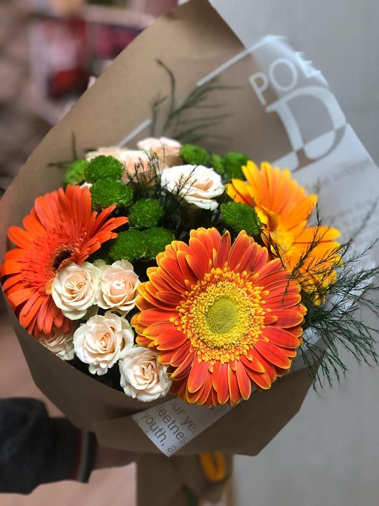 Букет цветов из: Герберы, Хризантемы и Розы в Сычевке