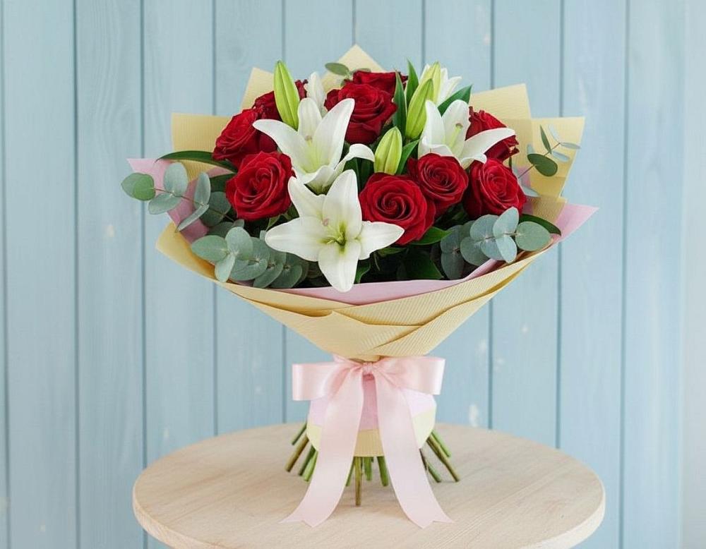 Букет цветов из: Лилии и Розы в Сычевке